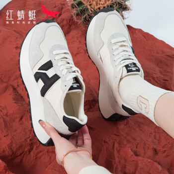 红蜻蜓 2024春季女鞋休闲鞋子厚底运动鞋复古阿甘鞋 WCB14909白/黑色40