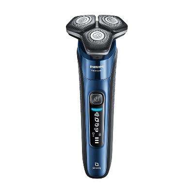 PLUS会员：PHILIPS 飞利浦 电动剃须刀 旋护7系限定礼盒 SkinIQ高端系列 S7388/07 570.26元包邮