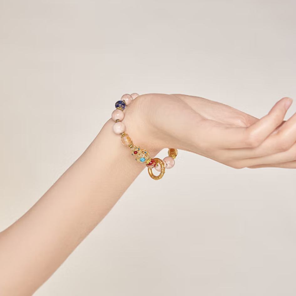 PLUS会员、需首单：大英博物馆 东方梦境系列香灰琉璃粉瓷葫芦走环手链闺蜜 130.65元