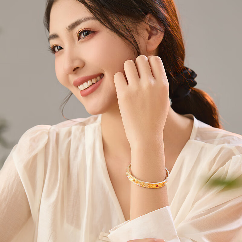 中国黄金 China Gold 海棠花珐琅银手镯女足银描金开口银手镯新中式国风银镯 海棠花 398元