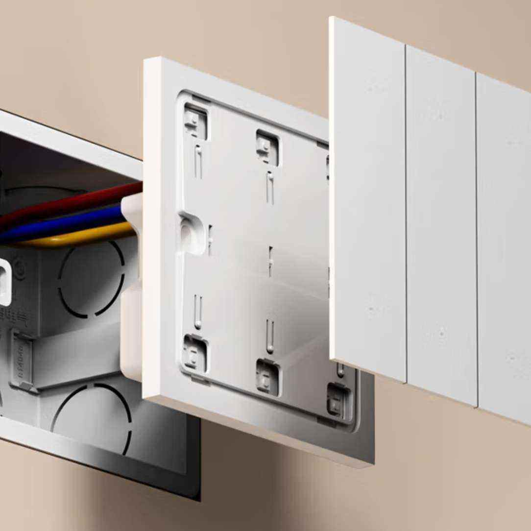 plus:国际电工小爱同学已接入米家智能开关暗装手机语音遥控86型支持控制 智能一开【超薄哑光白】 16.3元