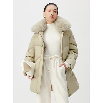 太平鸟女装羽绒服冬季毛领中长款保暖面包服简约外套 浅绿